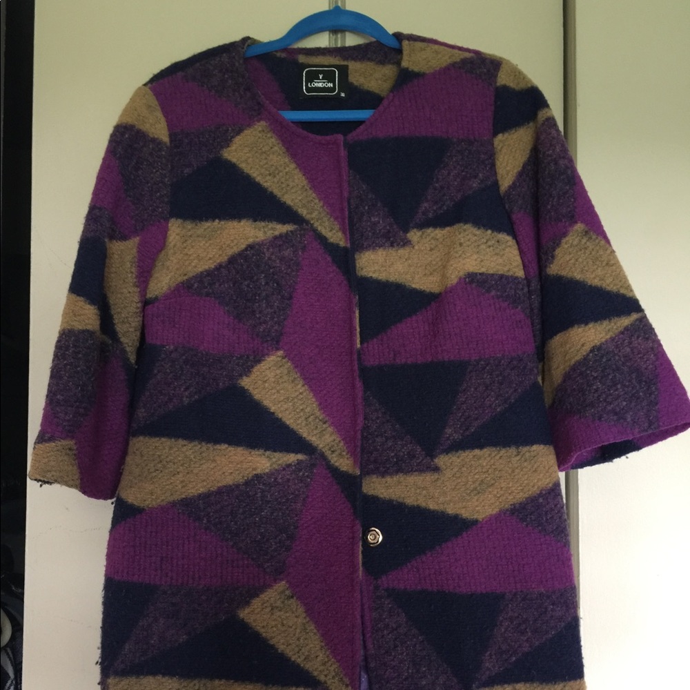 One-Of-A-kind Color Block Coat - Picture 2 of 6